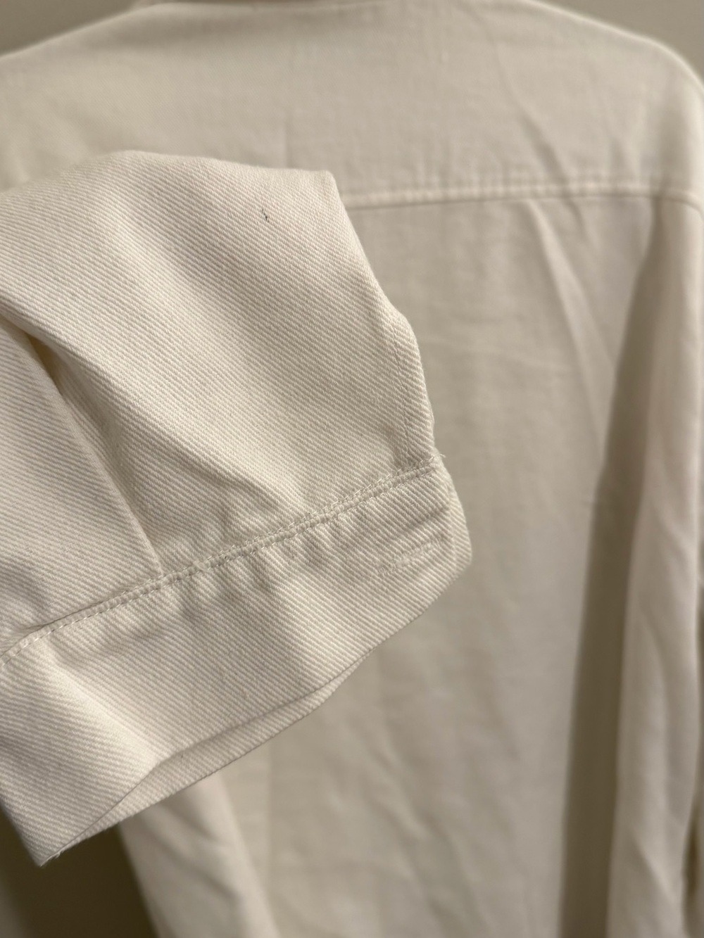 NWOT Denim Jacket for Women Button Up Frayed Hem Shacket - Picture 8 of 8